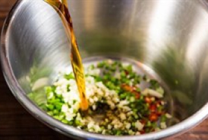 5 bí quyết sử dụng gia vị nấu ăn dành cho bạn